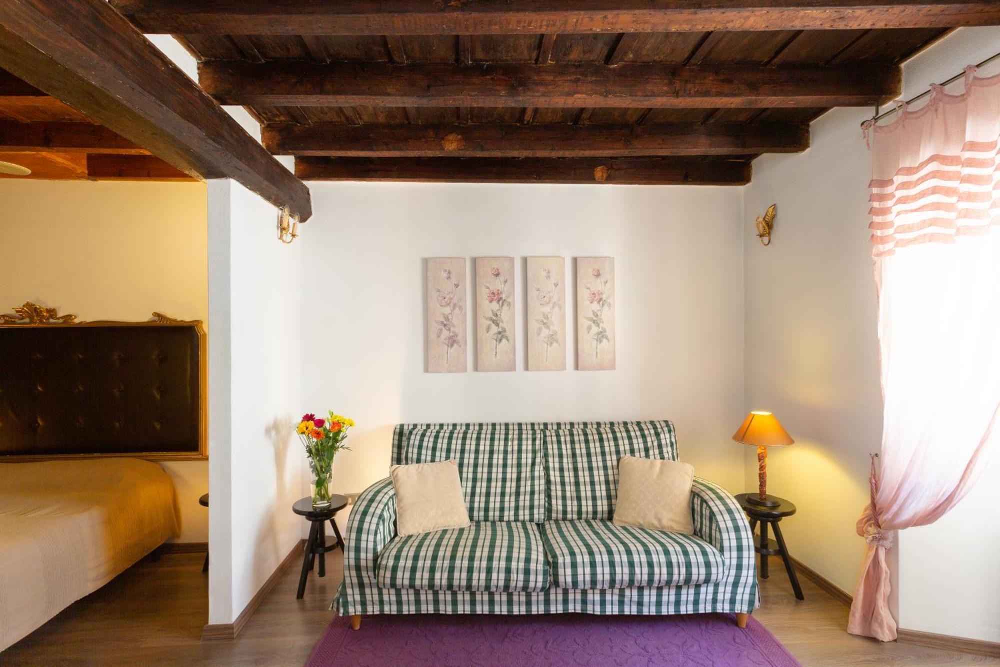 La Castellana Apartment *
